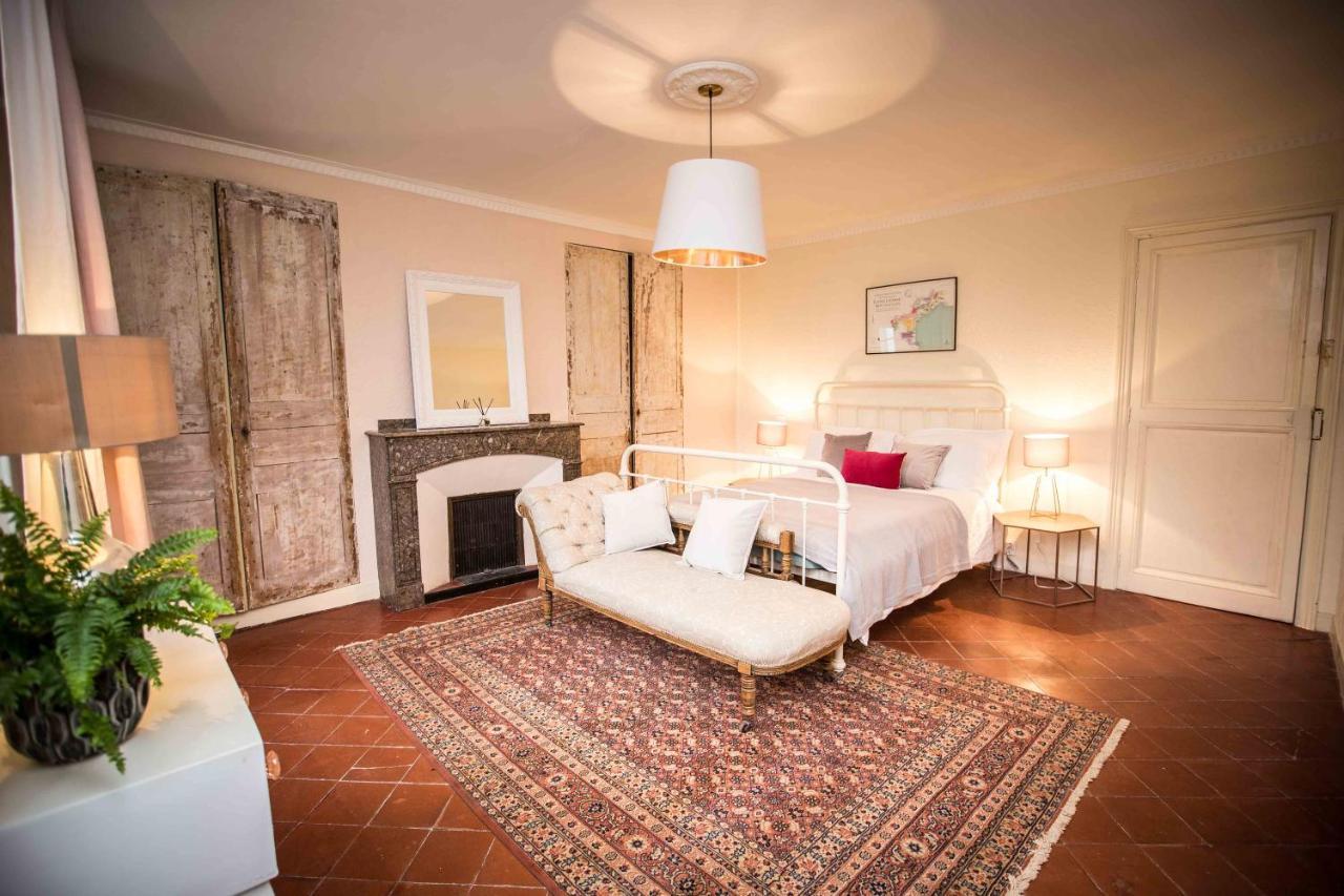 Townhouse Bed & Breakfast *